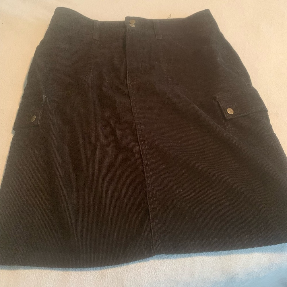 Corduroy cargo skirt